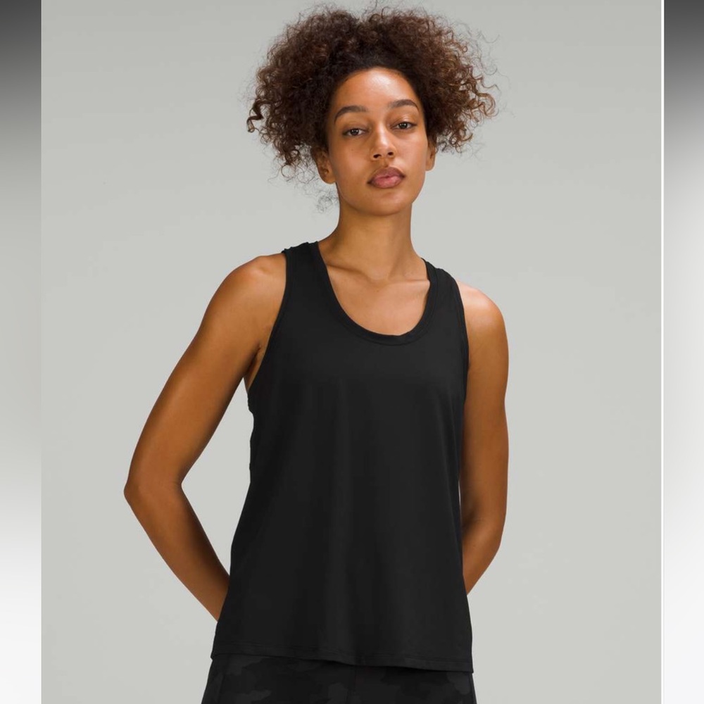 Lululemon Essential Tank top Train in black